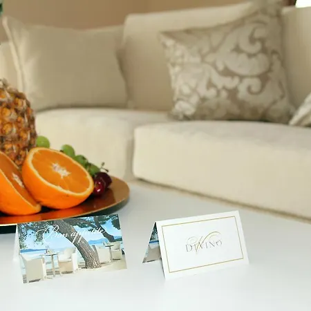 Luxury Jadranka 4* ماكارسكا